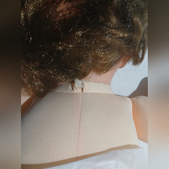 Vintage 1989 Mattel Magic Nursery 14" Doll - Picture 8 of 12